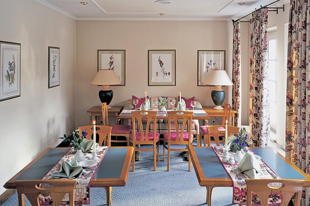 Parkhotel Oybin Екстер'єр фото